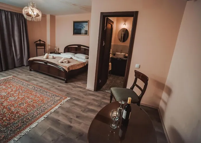 1880 * Σρέμσκι Καρλόβτσι