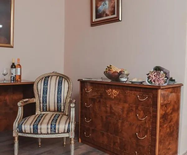 Διαμέρισμα 1880 *