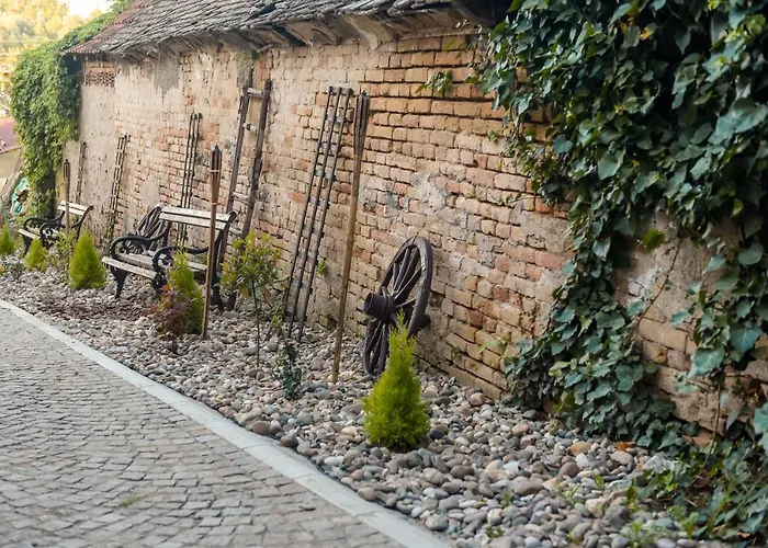 Διαμέρισμα 1880 *