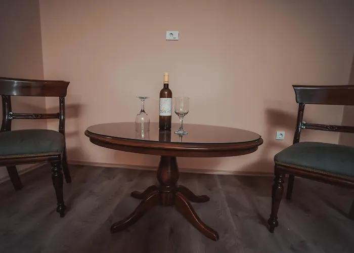 1880 Διαμέρισμα *