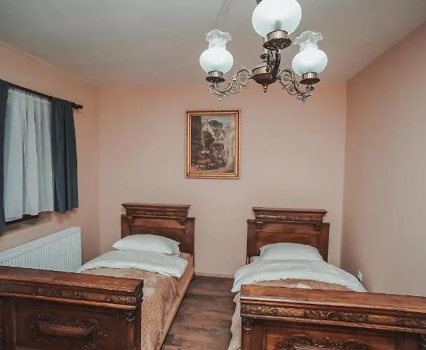 1880 * Σρέμσκι Καρλόβτσι