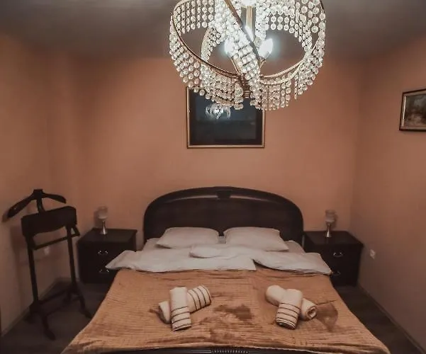 1880 Σρέμσκι Καρλόβτσι